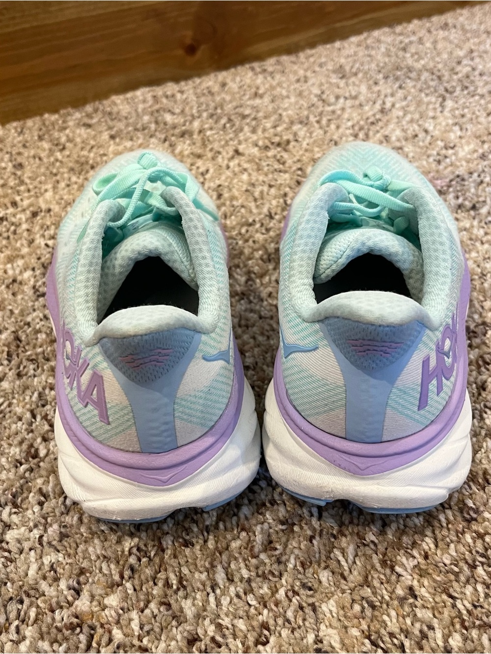 Hoka One One HOKA Clifton 9 Sunlit Ocean Lilac Mist Size 7B Running Walking - Picture 3 of 7